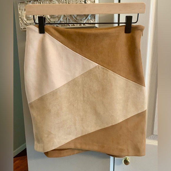 THML Cream and Tan Asymmetrical Pencil Mini Skirt - Picture 1 of 5